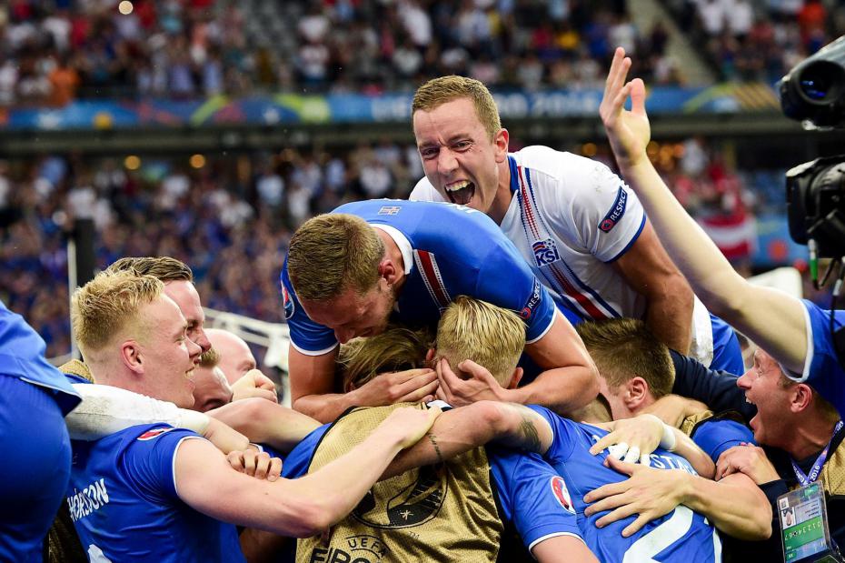 islandia-celebrando-su-gol-de-clasificacion
